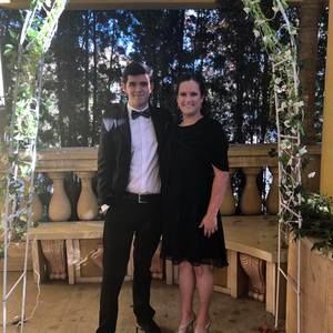 Meet your Posher, Taylor